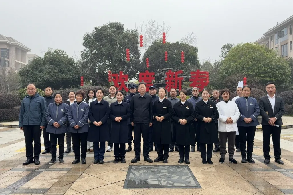 省机关事务局慰问春节值班值守人员