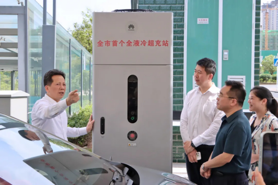 唐恒忠氏、新エネルギー自動車の充電インフラ建設を調査研究